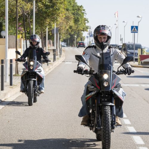 Rieju-10-Aventura-125-Concessionnaire-Freebikes-Visuel_